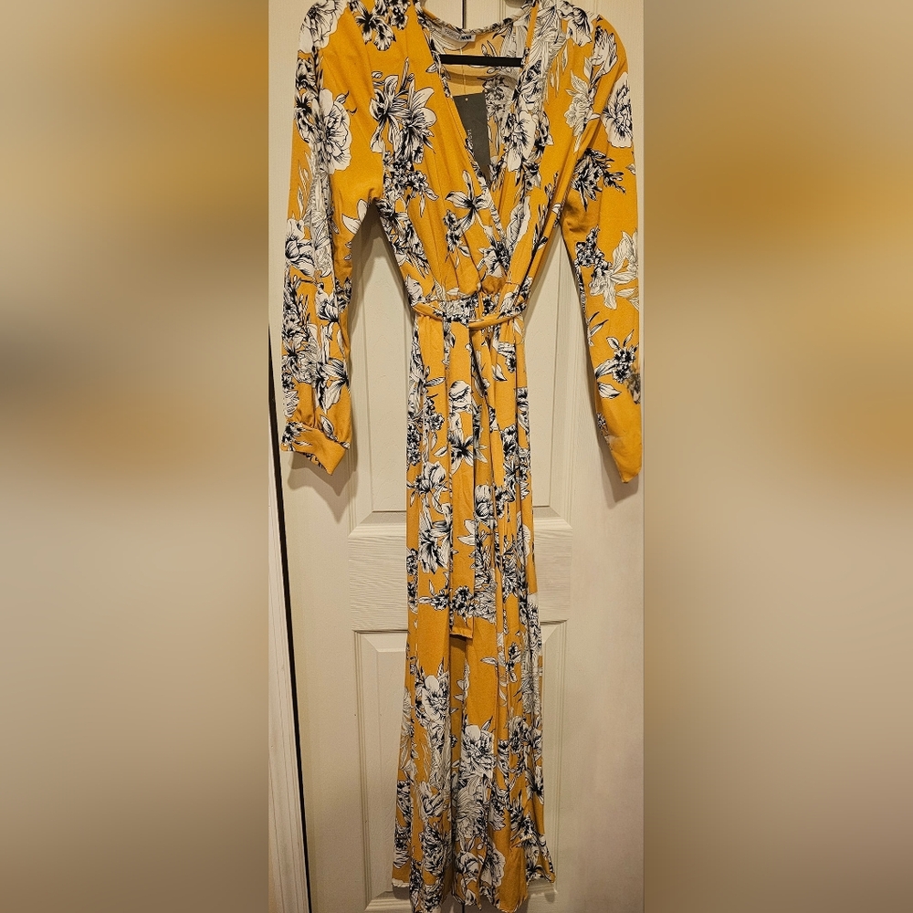 Fashion Lost In Thought Floral Wrap Dress